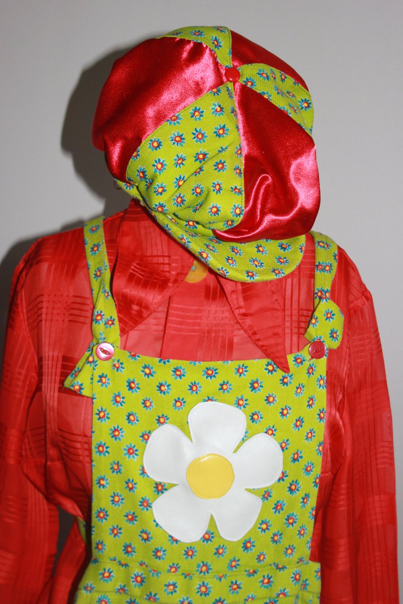 Silly Billy - fun choices of costume for our fave panto characters #panto #jackandthebeanstalk #costume #sillybilly