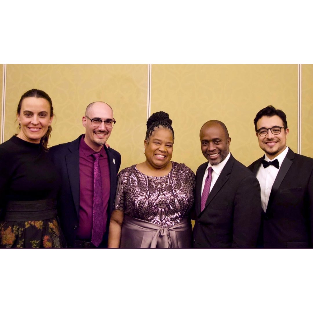 IUSD's tweet photo. State Superintendent @TonyThurmond honored the 2023 California Teachers of the Year last night at the honorary TOY Gala. Congratulations to all the winners and finalists, including Northwood High Schoolโs Music Teacher Ben Case!!! ๐ฅณ๐โญ๏ธ๐๐ถ
#IUSD #IUSDTeachersRock #Catoy https://t.co/YtCslZfdfj