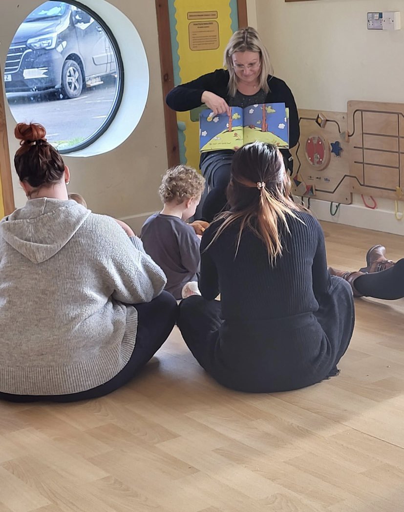K8ENICS's tweet photo. Thank you to Children’s Centre Group Lead Volunteer Michelle, for planning the baking activity and for reading the lovely story sack story @MaryhillCC free Back2Basics session @NewsNBC @StaffordshireCC @NatashaMoody82 https://t.co/hjyyo9sXau