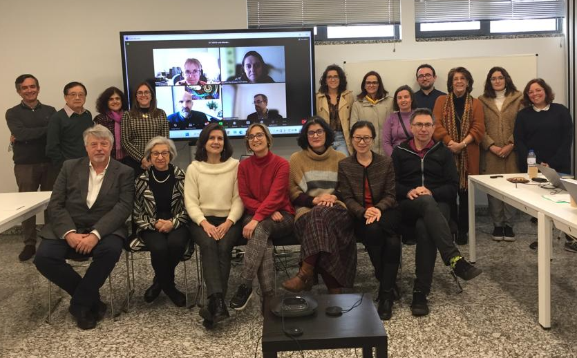 UCIBIO_Research's tweet photo. The #GLYCOTwinning Kickoff meeting took place on January 18-19 @UCIBIO_Research @FCTNOVA.
#UCIBIO coordinates the project and has 3 top-class partners, @CICbioGUNE, @LUMC_Leiden and @imperialcollege, aiming to promote scientific excellence and research in #Glycoscience. https://t.co/eqV3OctbGJ