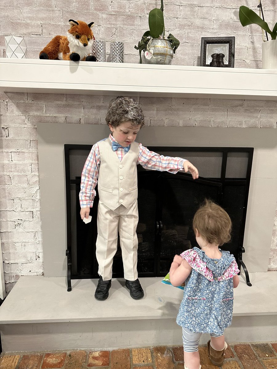 cherishlombard's tweet photo. Celebrating his 100th day of school 🥲📚🖍️
His sister even rolled out of bed to pose for a few pictures with her “100-year-old” bro. 
Not sure she’s happy about it, but he seems to be 😂 
#fyp #fox #schoollife #100daysofschool #K4 #momlife #January #school #milestone #January2023 https://t.co/MiG17OENvV