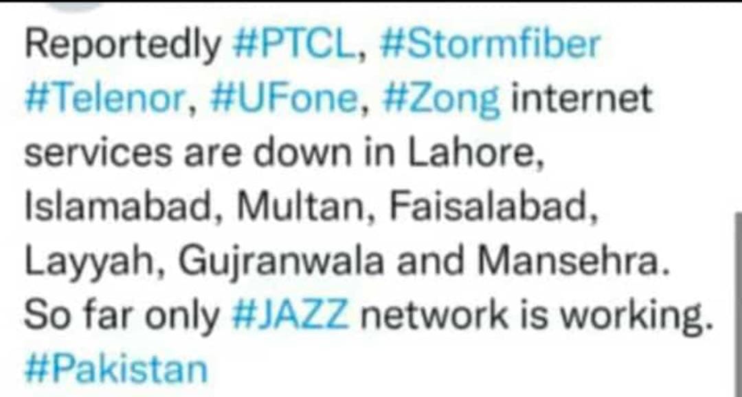 Pakistan
#NoSignal #NoInternet
#ElectricityShutDown
#NoPetrolNoDiesel