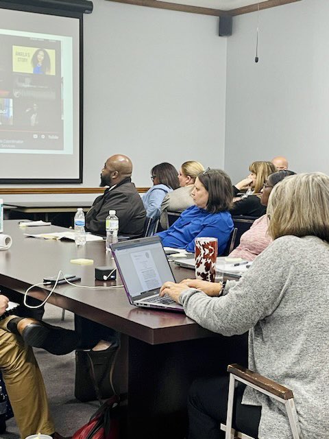 Had the pleasure of joining the Pee Dee region County Directors of @SC_DSS and @SCDJJPIO to discuss our agency’s mission, vision, and guiding principles and how both agencies have a common mission to strengthen families. #BetterTogether #UnityInEffort #StrengtheningFamilies