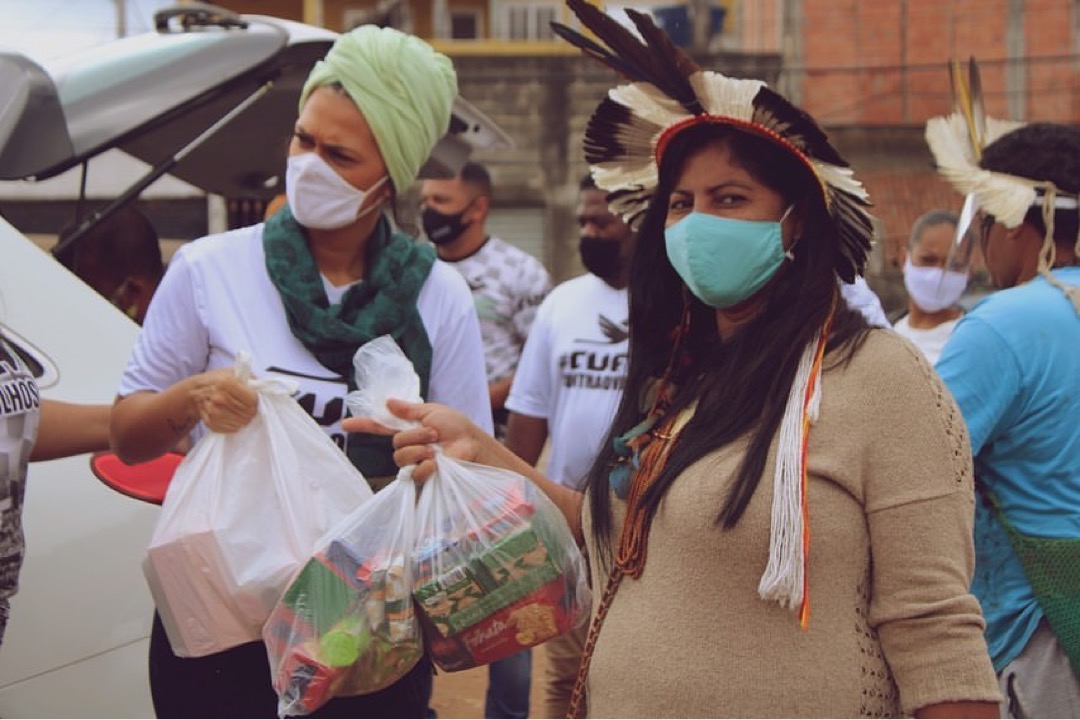 cufa_ceara's tweet photo. As doações para ajudar os indígenas Yanomami em Roraima já estão sendo reunidas. Quem tem fome tem pressa.

Ajude você também pelo PIX:
👉🏾 doacoes@cufa.org.br 

O povo Yanomami tem fome. Doe. https://t.co/7N1dXGqaXq