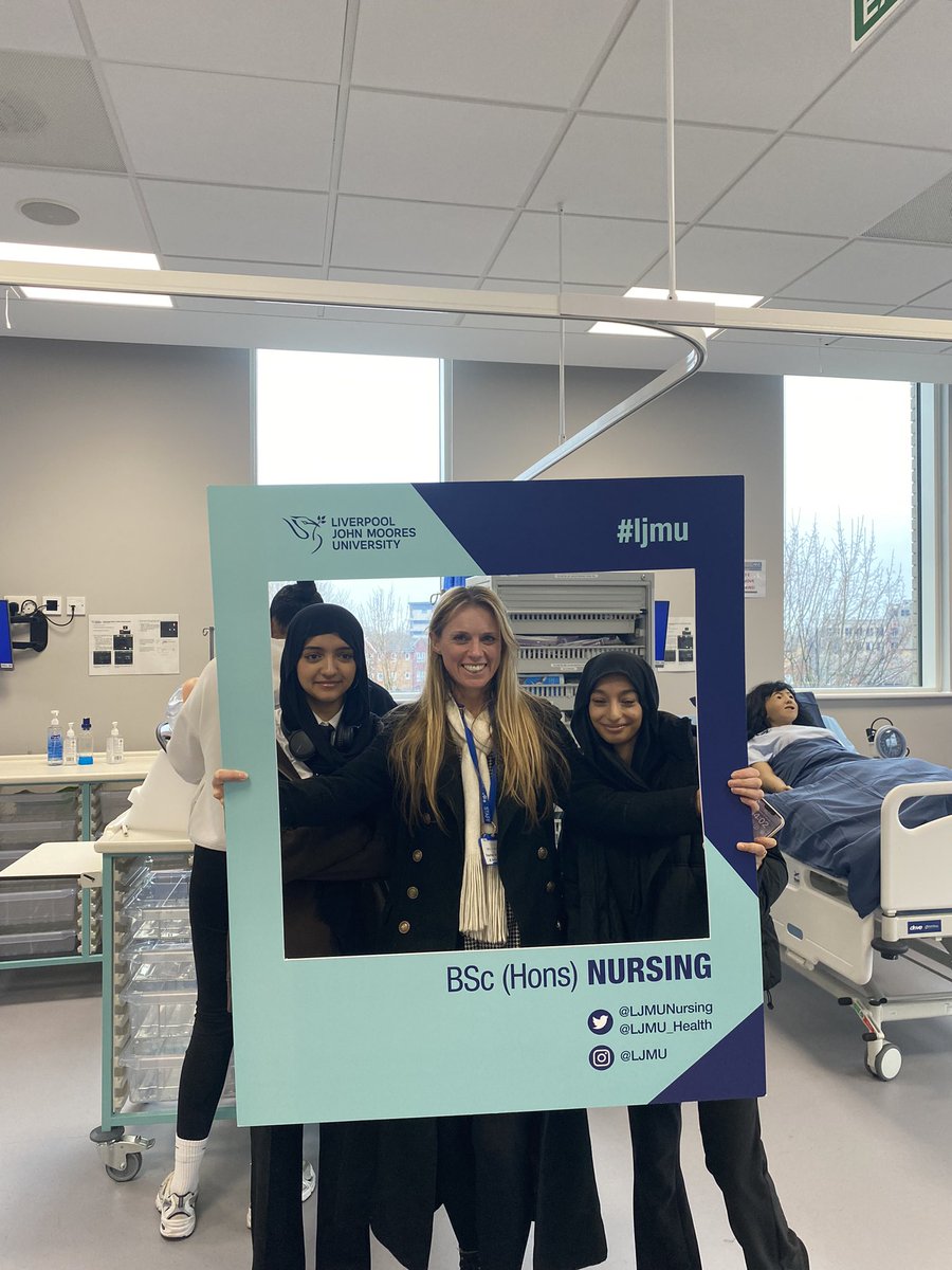 LJMUOutreach's tweet photo. We had a fantastic visit today from @BelvedereGDST and @newheightssch. Students had so much fun using our amazing  @LJMU_Health facilities, they learnt how to take bloods, check blood pressure and so much more :) https://t.co/B527061RvV