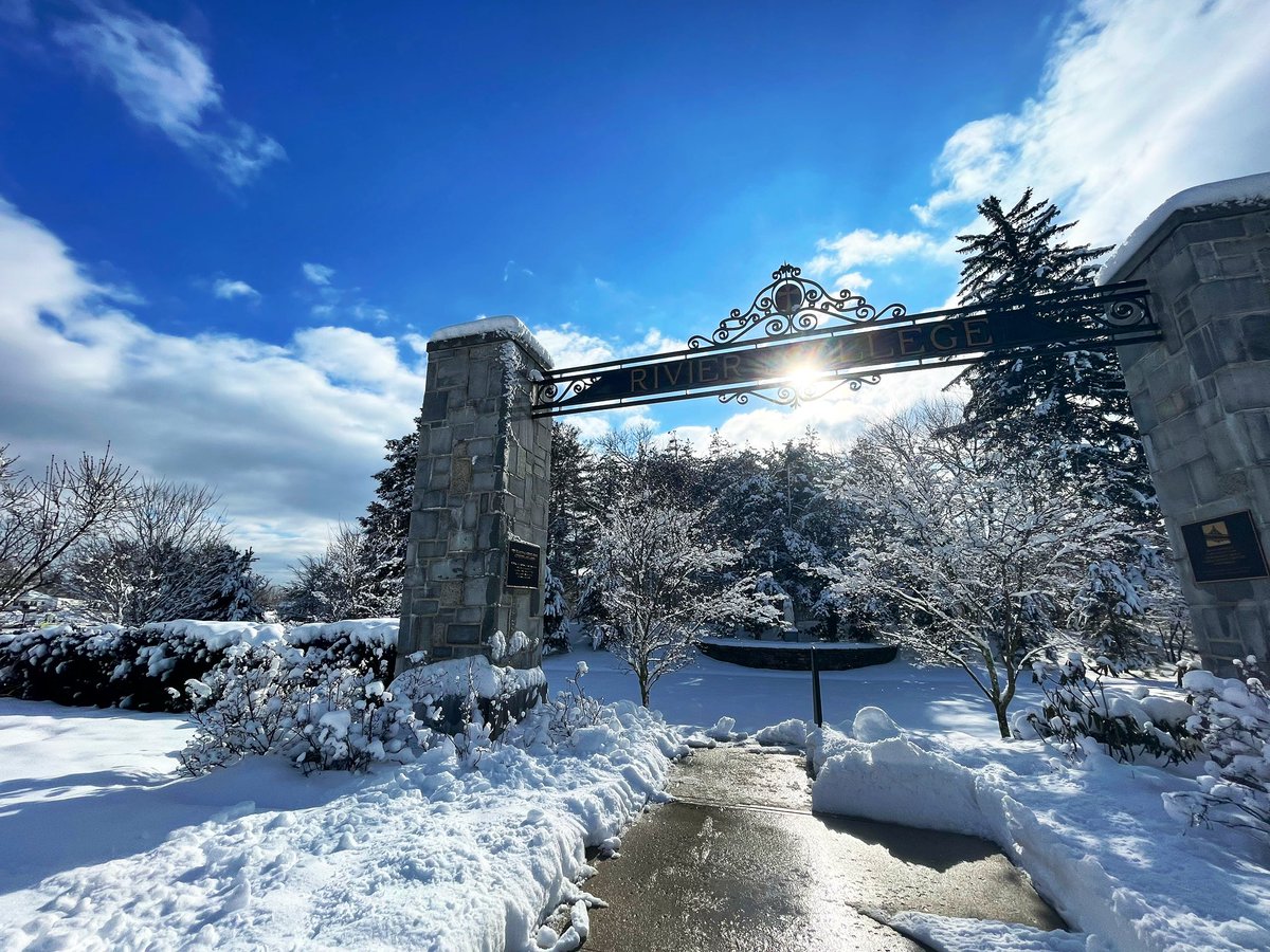 RivUniversity's tweet photo. Winter Mode Activated ❄️ #rivieruniversity #winterinnewengland https://t.co/rwjPVjBDq4
