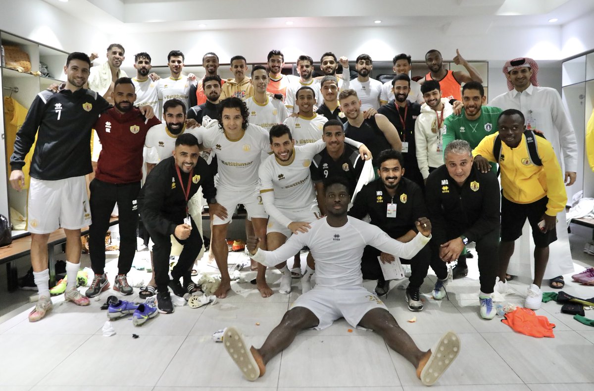 Qatar SC | نادي قطر الرياضي (@qatarsportclub) on Twitter photo هادي البداية ومازال مازال😍🔝.
#الملك_القطراوي 💛🖤 هادي البداية ومازال مازال😍🔝.
#الملك_القطراوي 💛🖤