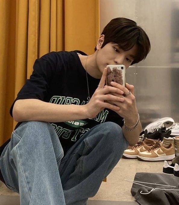 songs4youtw's tweet photo. -𝗕𝘂𝘀𝗾𝘂𝗲𝗱𝗮 𝗱𝗲 𝗺𝘂𝘁𝘂𝗮𝗹𝘀
Hola! Somos una página dedicada a subir lyrics, deseamos que este lugar sea cómodo para tod@s ustedes! Así que por ello estaremos recibiendo por dm pedidos de algunas canciones y así puedan dedicarle a alguien o citar con “MI ROLA”
Fav y rt🫶 https://t.co/RKK3ntuLkB