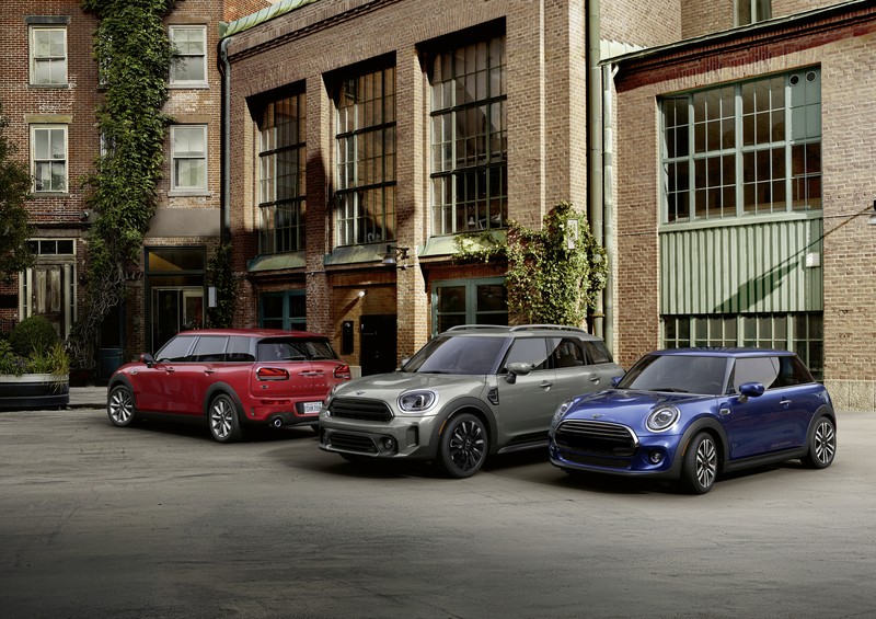 MINIPittsburgh's tweet image. Luxury comes in all shapes and sizes. #MINIOfPittsburgh #MINI