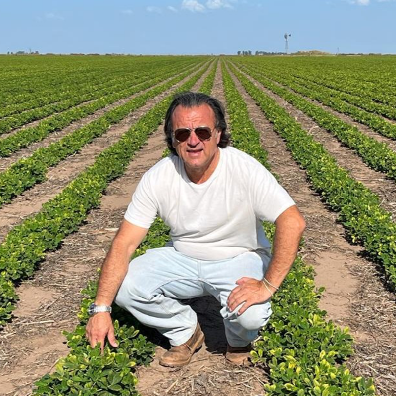 maniseros's tweet photo. Soluciones totales para producir más y mejor, en sintonía con los mercados, la sustentabilidad y el ambiente.

💡  Innovación
🤝 Foco en el productor
🌎 Buenas prácticas agrícolas