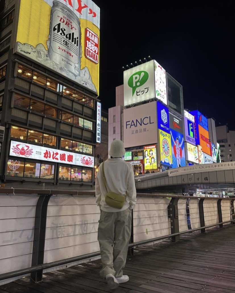 17_chonsa___'s tweet photo. さすがに全く一緒な感じには撮れなかったけど真似っこしてきました😌
幸せ〜！！！
#JEONGHAN #정한 https://t.co/LHMoAe7EgO