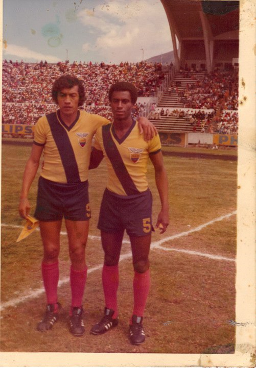 AntonioUbilla1's tweet photo. 24 enero 1947 nace en Gyquil el goleador Gonzalo "Pachaco" Castañeda, ex Emelec, D Cuenca, LDU Quito, LDU Portoviejo, Manta SC, Everest y selección nacional #GrandesGoleadores #Pachaco https://t.co/SWyJ6pFmZj