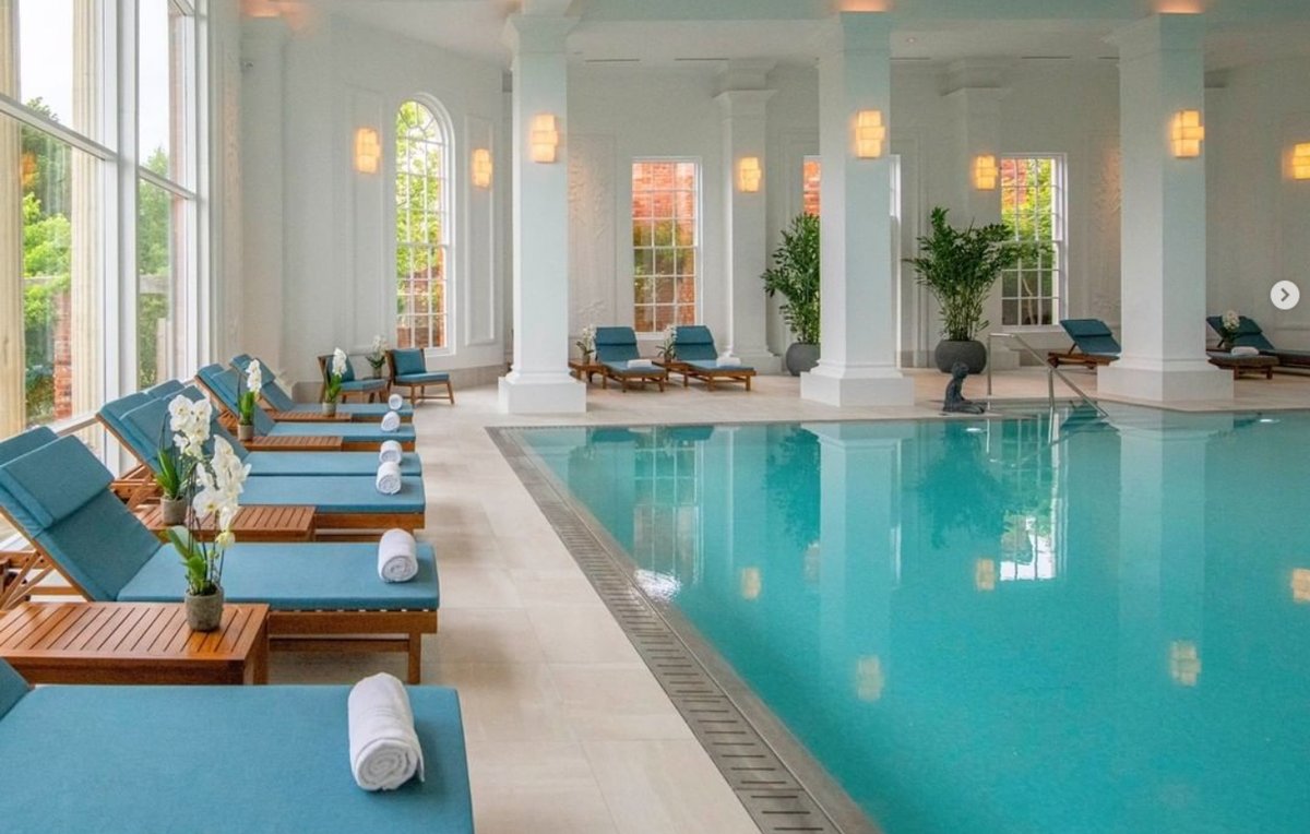 theguide_uk's tweet photo. 7 Of The Best Spa Hotels inc @chewtonglen boasting one of the most impressive and largest hydrotherapy pools in the country #spa #wellness https://t.co/WMhtMDt5rT https://t.co/6l6FoUJxCC