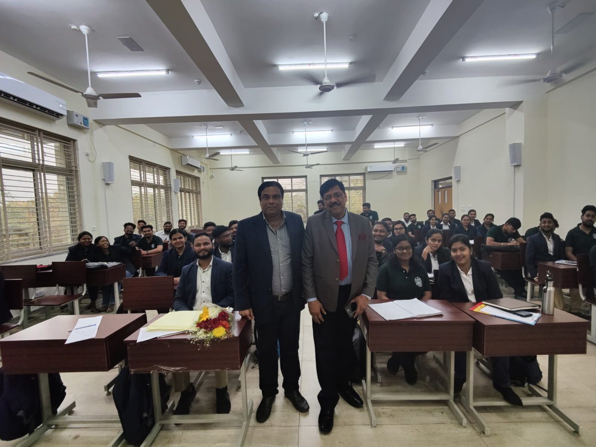 NISM_Official's tweet photo. An Interactive session was conducted for the students of 'Centre for Agri-Management, Utkal University Bhubaneswar, Odisha' by Mr. Sanjeev Bajaj, GM-MCD, National Institute of Securities Markets (NISM)

#nism #securitiesmarket #capitalmarkets #career #studentinteractions #student https://t.co/FiuezyJMUC