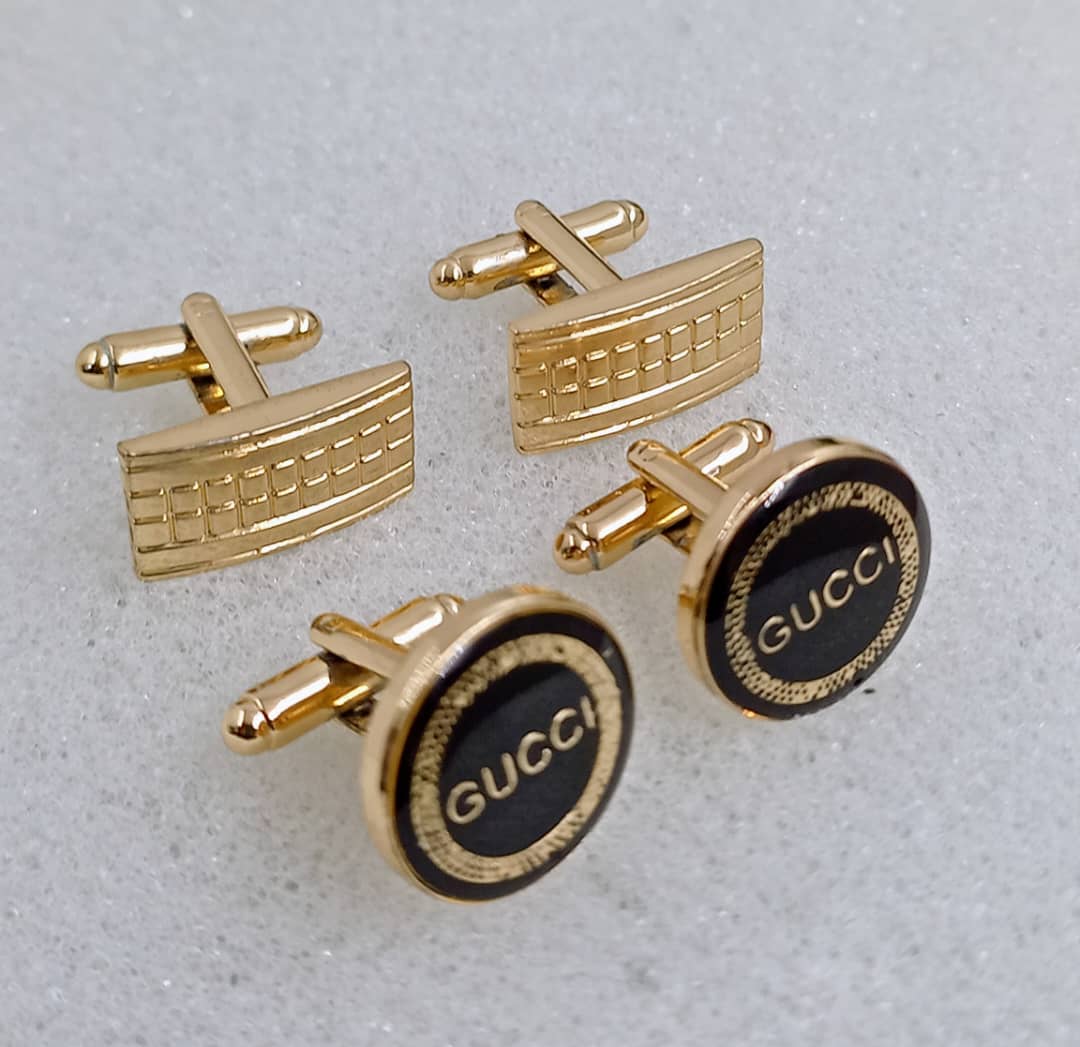 MeritusHub's tweet photo. Cufflinks set for him 

Get both for  6500
One for 3500 https://t.co/uGenEhby9e