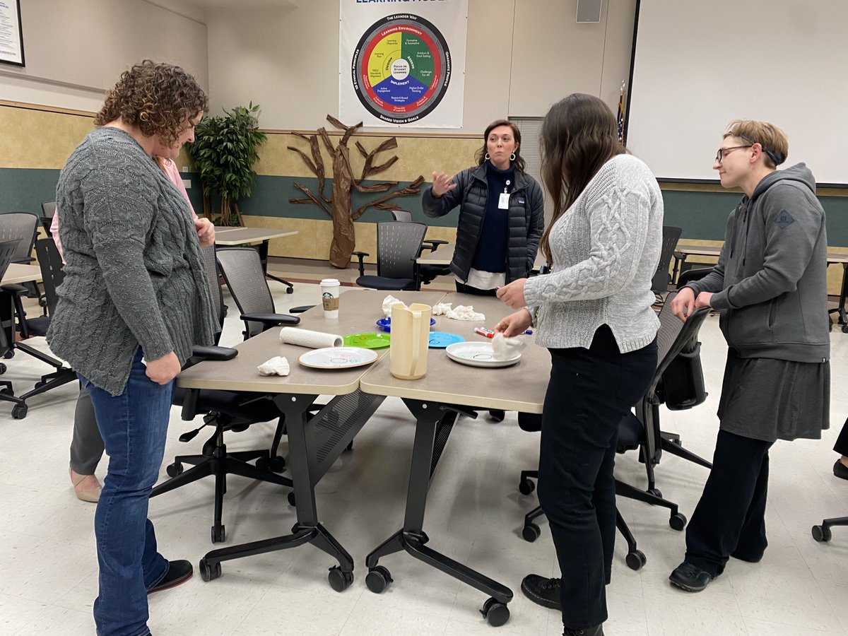 anna wydeven (she/her) tweet media