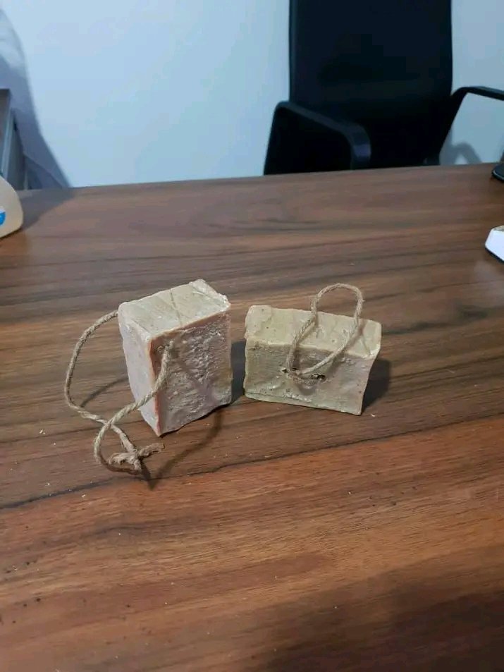 SChrisbio's tweet image. #challengesoap 
#soigner et #traiter la peau naturellement #basebeauté #savon