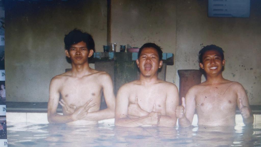 Fapet_A's tweet photo. Pria ganteng alfa 10 https://t.co/59n27o0x1h