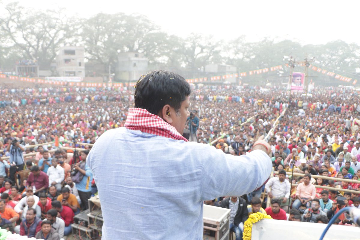 BJP4Bengal's tweet photo. স্বচ্ছ পঞ্চায়েত গড়ার লক্ষ্যে নদীয়া দক্ষিণ সাংগঠনিক জেলার বগুলায় মিছিল ও বিশাল জনসভায় উপস্থিত আছেন রাজ্য সভাপতি @DrSukantaBJP এবং বিজেপি নেতা শ্রী @mithunda_off, সাংসদ জগন্নাথ সরকার সহ জেলা নেতৃত্ব এবং কর্মীবৃন্দ। https://t.co/3OXOjB2fPE
