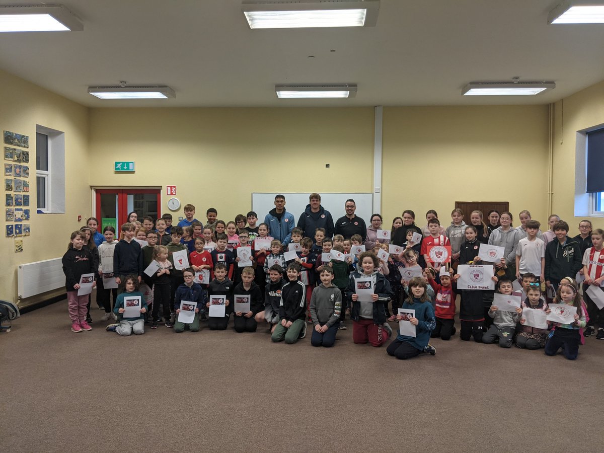 maugherowschool's tweet photo. @sligorovers Thanks to Nando and Max for coming in to school today to tell us all about being a professional footballer and plaing for the #bitored 
And a big thank you to @shanecrossan1 for organising the visit. Good luck for the new season. https://t.co/JXNBiGBgMC