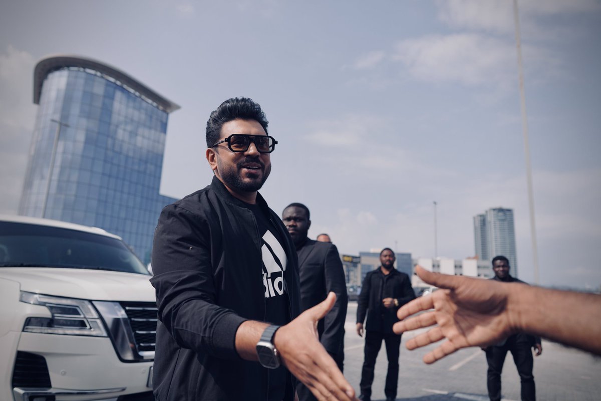 VishnuRaj112's tweet photo. Stylish Look in #NP42 💥🔥

#NivinPauly - #HaneefAdeni https://t.co/PgqIbRXJ1K