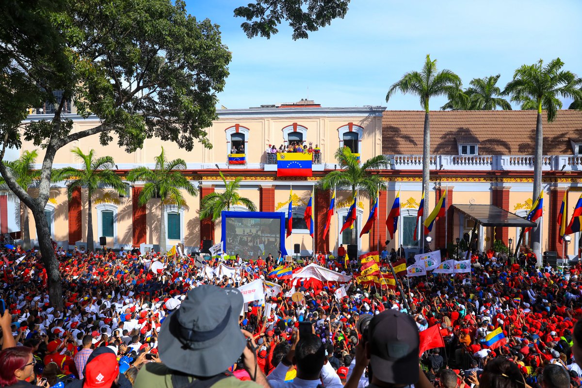 Nicolás Maduro tweet media