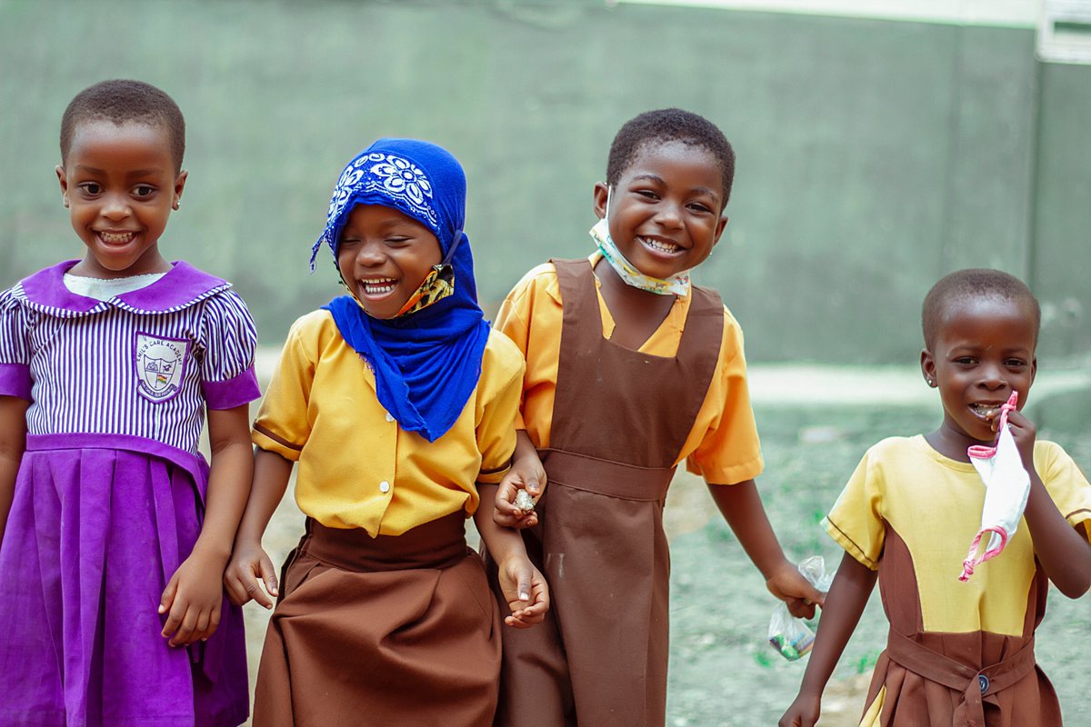 AfroHope_'s tweet photo. Today, 24th January 2023, is the international day of Education! As we celebrate this day, we call on the institutions, #government_of_Uganda and the Parliament, leaders to scale up investments in Education and take action ensure improvement and accessible schools.#ForEveryChild https://t.co/hpOdejGPy7