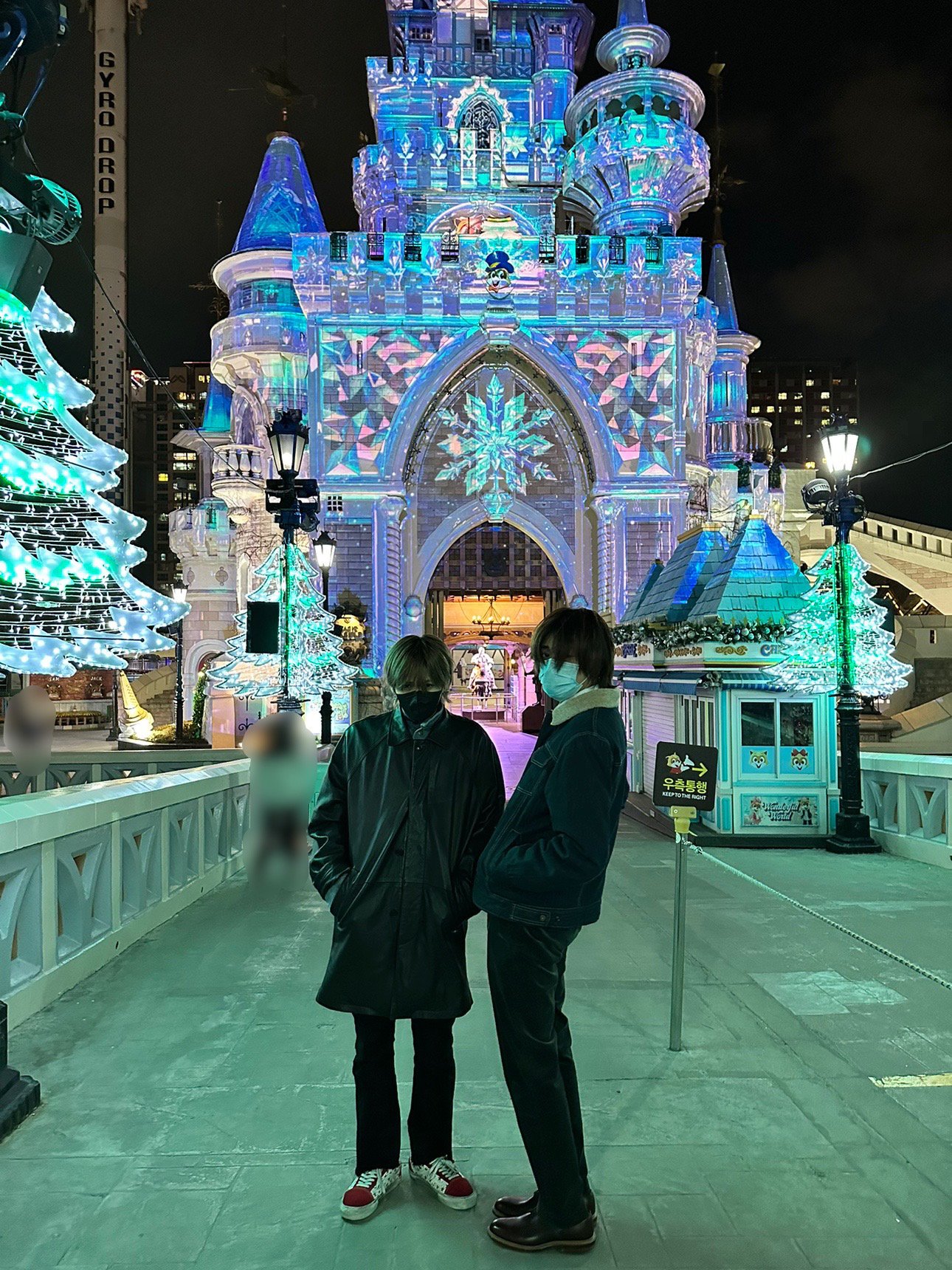 FnPNSn1aAAAqjkg?format=jpg&name=large