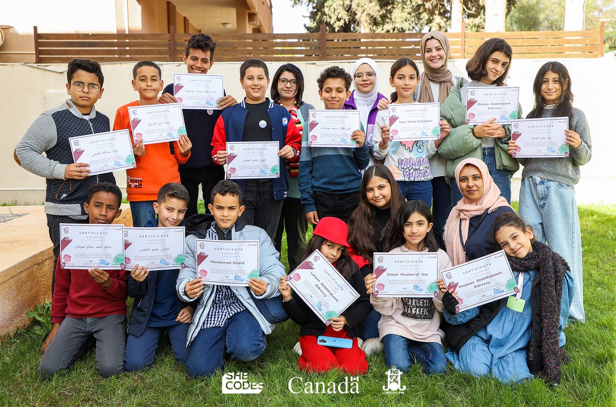 Shecodes2018's tweet image. Kids of #OperationCode Spring Break at the age between 10 - 13 are celebrating their graduation day 🥳
It makes us so happy and proud to think about your future in coding. 😍
Congratulations and best wishes for your next adventure 🌟
