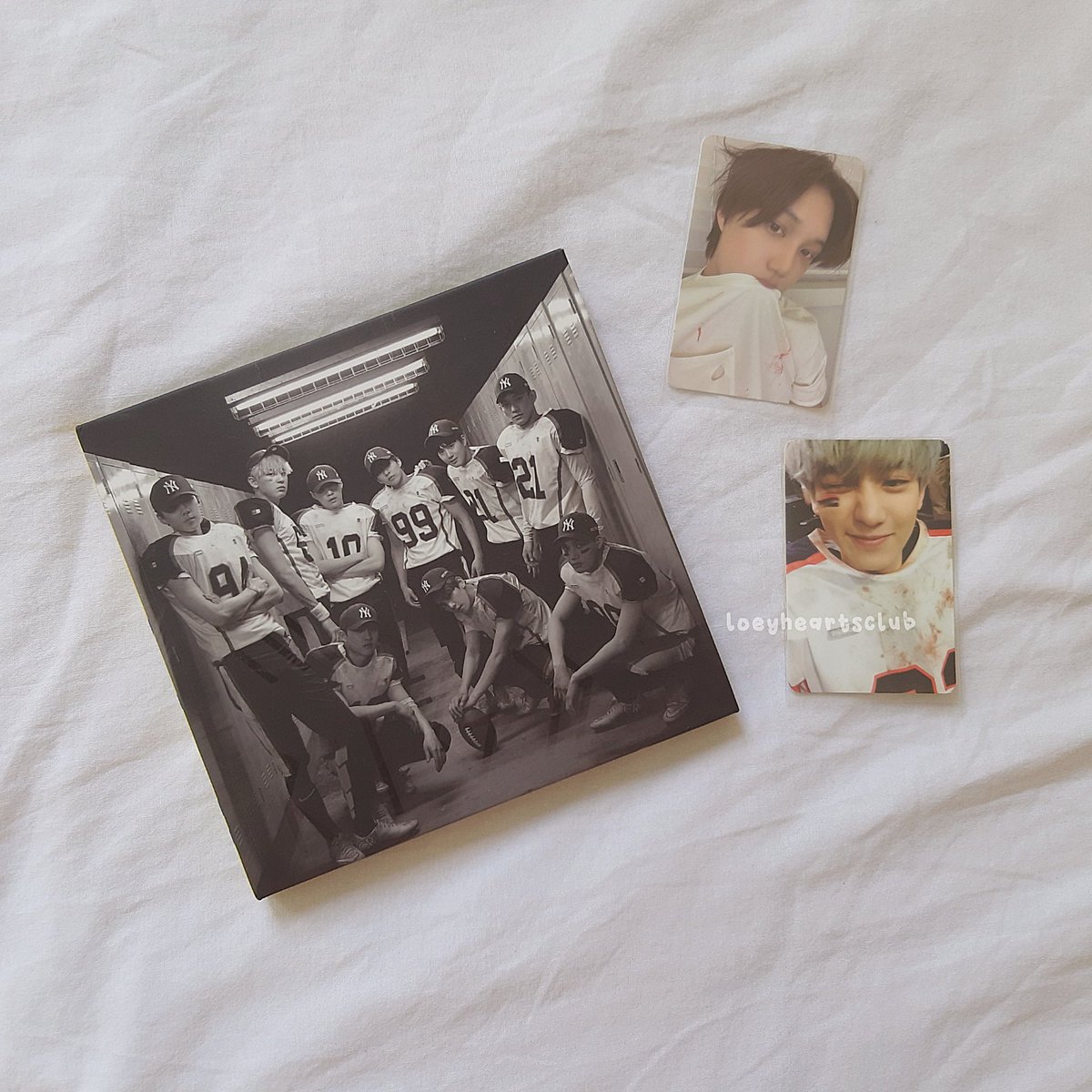 loeyheartsclub's tweet photo. 💌 happy happy happy mail from @BerryHDelights ♡‧₊˚

back from my trip &amp; finally got to unbox all my parcels and OFFICIALLY A WINKYEOL HAVER 😭 thank you soooo much for packing it so well, the constant updates plus the freebies too!! 🥰 https://t.co/ZXvP53pJce