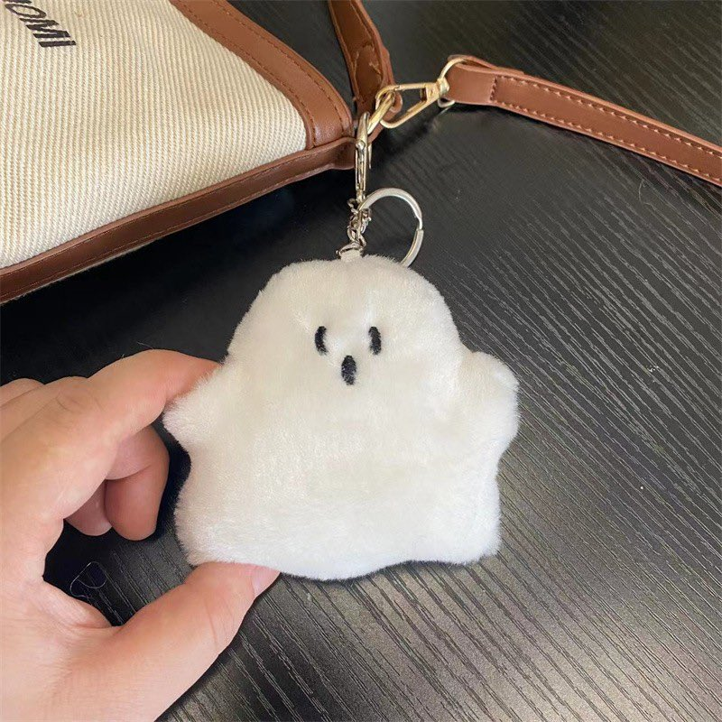 Wear_Blossom's tweet photo. [RT추첨 한분 키링 1개 보내드려요]
당일발송/

👻호엥 유령 키링👻

작고 귀여운 유령 친구에요!
말랑말랑 하찮은 귀여움으로 전혀 무섭지 않아 사랑스럽답니다🤍

작은 크기로 가방 등에 매달고 다니기도 좋아요❕

🚀당일발송으로 빠르게 받아보실수 있어요🚀

✅https://t.co/QVEMNRVGuy https://t.co/jJfczkVvm0