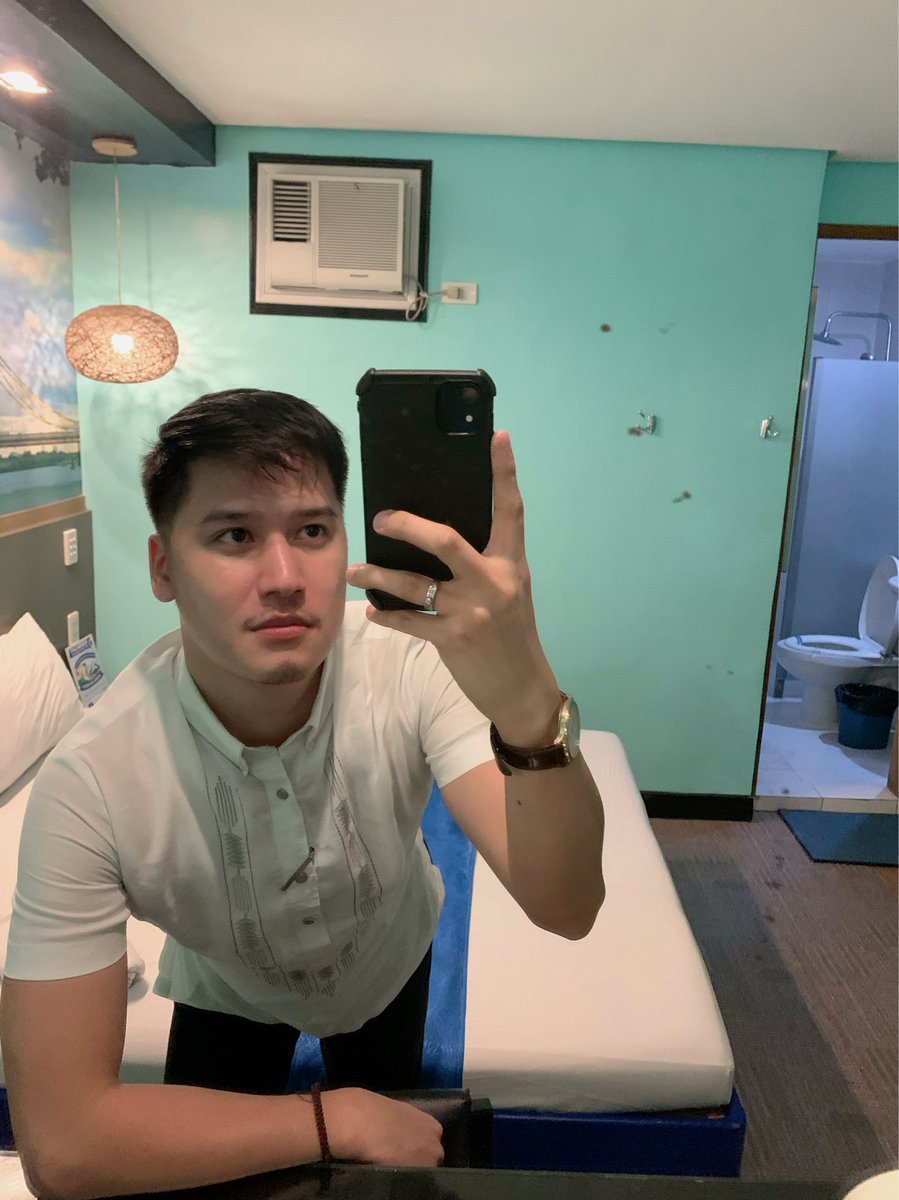 AmboyMarlon's tweet photo. Sino magpapa notaryo? https://t.co/Up4xpY8dhd