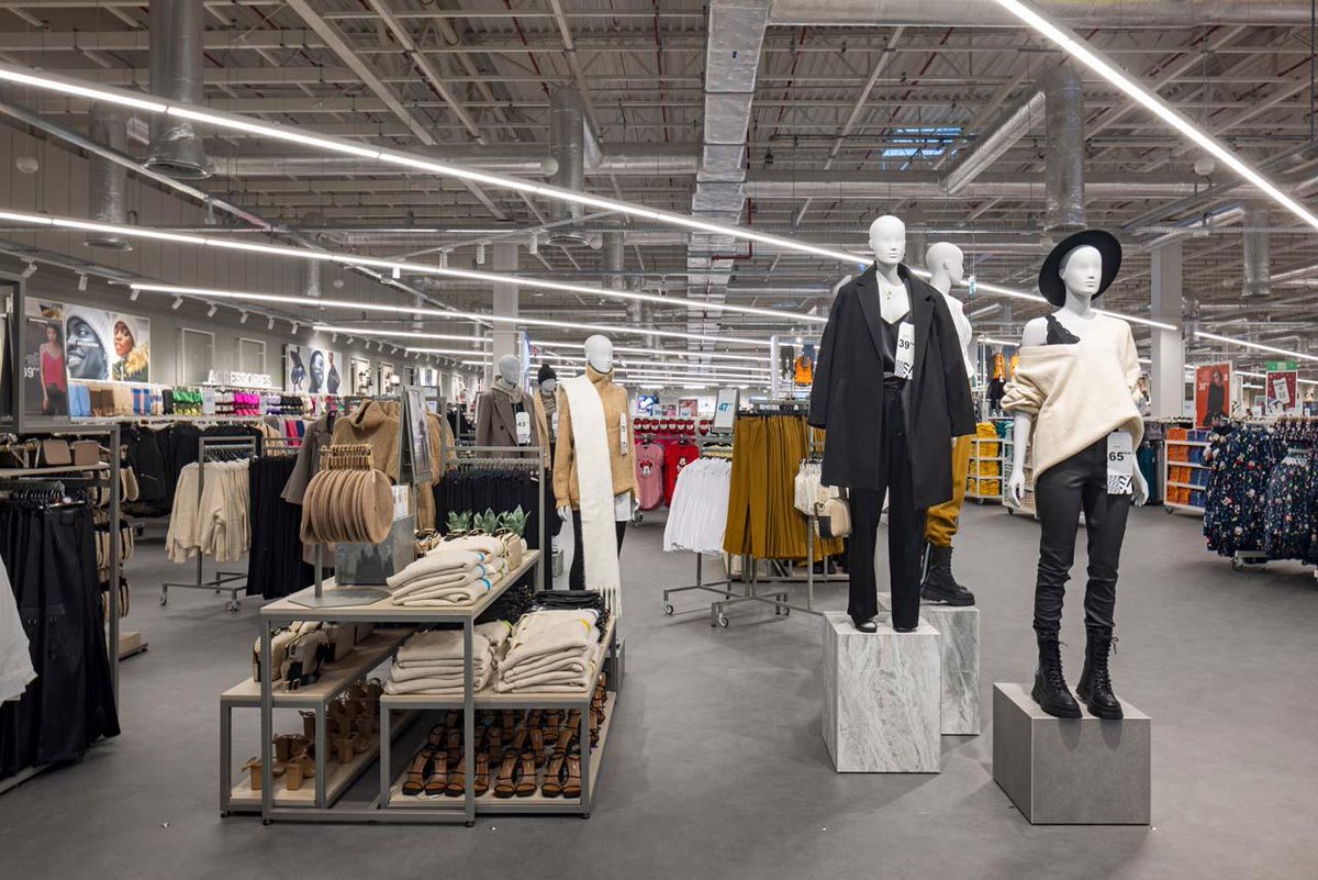 FloorForm's tweet image. We handed over another high quality install at the recently opened Primark Katowice.

Primark Katowice joins the newly opened store in Kraków as well as locations in Poznan and Warsaw, with plans to open two further stores next year.