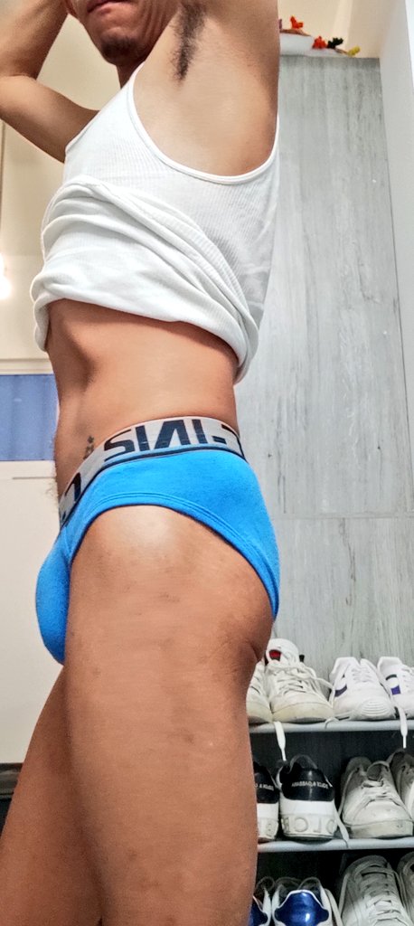 AarnCa's tweet image. Ya andamos de regreso por acá ... Saludos mis morbosos