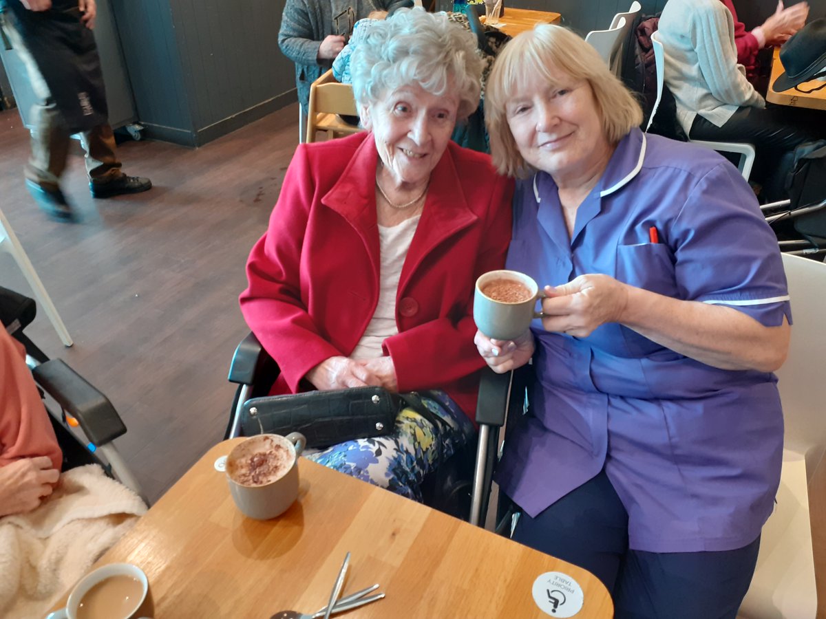 CareSouthUK's tweet photo. Residents at #CastleDene enjoyed a fun-filled #shopping trip to #Castlepoint where they had a browse around the shops admiring the latest fashion and trends. Residents purchased some items for themselves and enjoyed a nice cuppa to finish the day.

#CareSouthUK #FoodFunFriendship https://t.co/4qwnjlDVnO