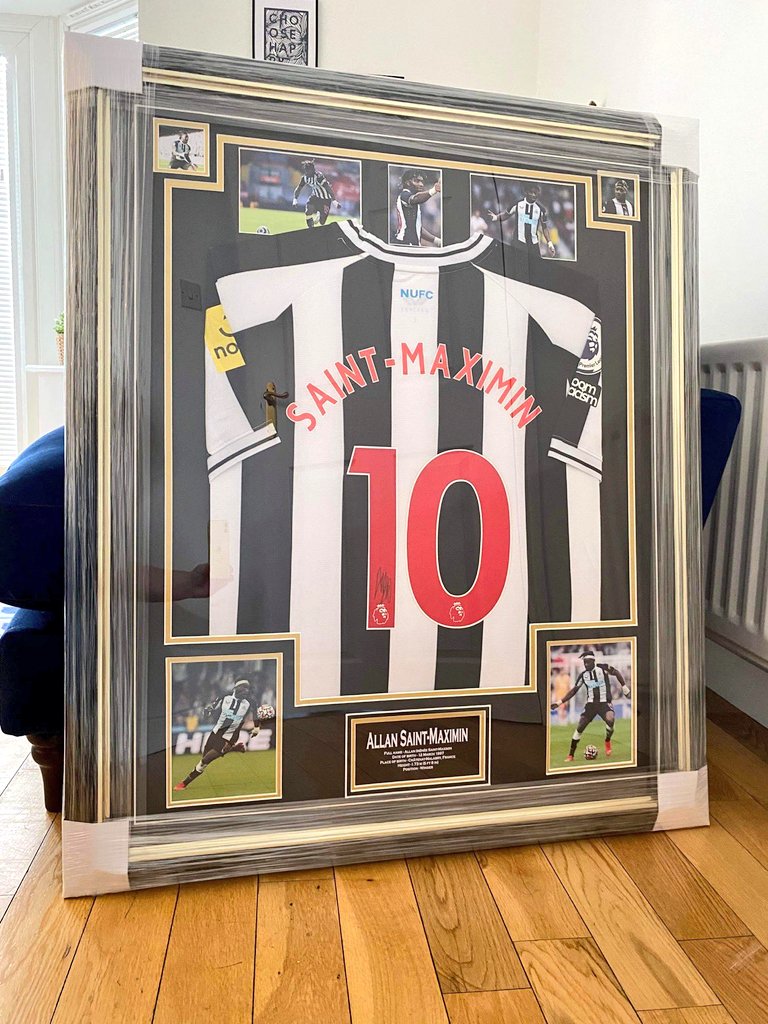 ToonMouthTyne's tweet image. 🎉 COMPETITION TIME 🎉
If ASM or Joelinton score FIRST against Southampton tonight then ONE person will win this SIGNED and FRAMED @asaintmaximin #NUFC shirt! 🇫🇷 🖤 🤍
To ENTER:
1) RETWEET this tweet ✅
2) FOLLOW @ToonMouthTyne AND @SuZeSport ✅
👇 👇 👇 👇 👇 👇 👇
