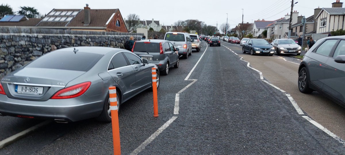 cosaingalway's tweet photo. January 2023: π
Eighth year of the #ThreadneedleBikeLane.
Value for money, @EamonRyan @BrianLeddin @ciarancannon @kodonnellLK? Rational public policy? Orderly and efficient local government? https://t.co/Yj96qGMVa3