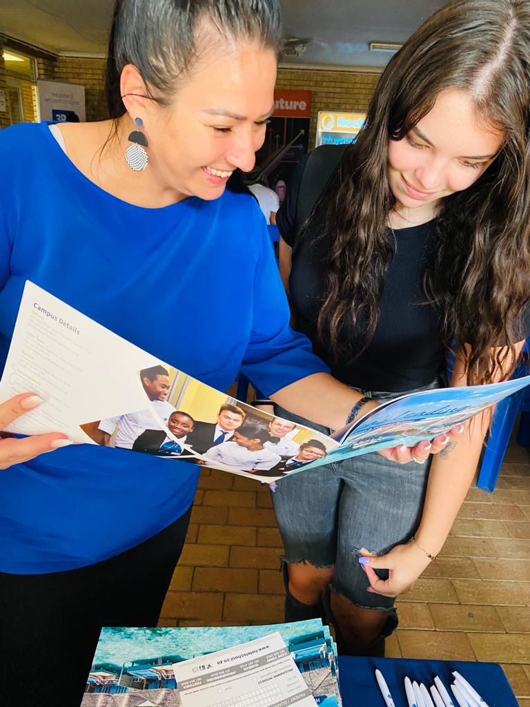 ihotelschool's tweet photo. Our team at #IHSJohannesburgCampus were at .@3RCSA to educate, motivate, and inspire students with regards to #culinary and #hospitality courses offered at the global-leading school.

Learn more &amp; enrol in the March 2023 intake before it’s too late ⏳https://t.co/zRtcMhAgsW https://t.co/dw6mMkFCfI