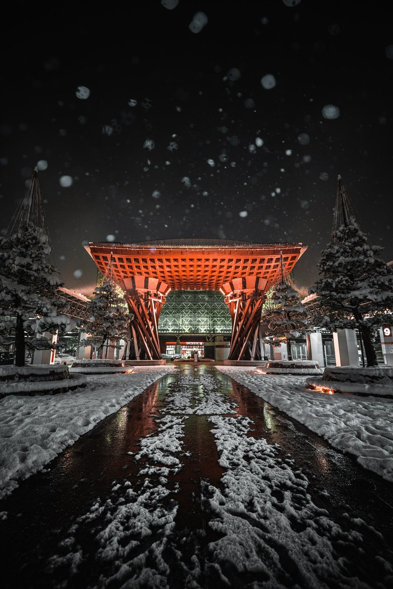 日本の建築美と雪のコラボレーション❄️