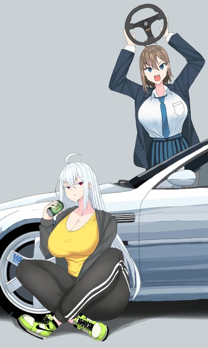 二人のアップと車単体 