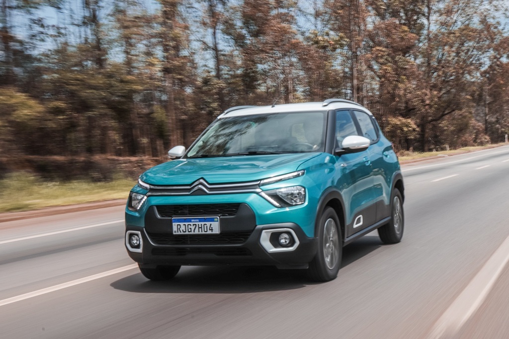 PortalVRUM's tweet image. Cores de carros: novas opções cromáticas são tendência no mercado. Amarelo, laranja, verde e violeta começam a tomar parte do mercado dominado pelo branco, preto e prata. Confira! #modernidade #ronanresende #aceleradas  ift.tt/cEIfvHy