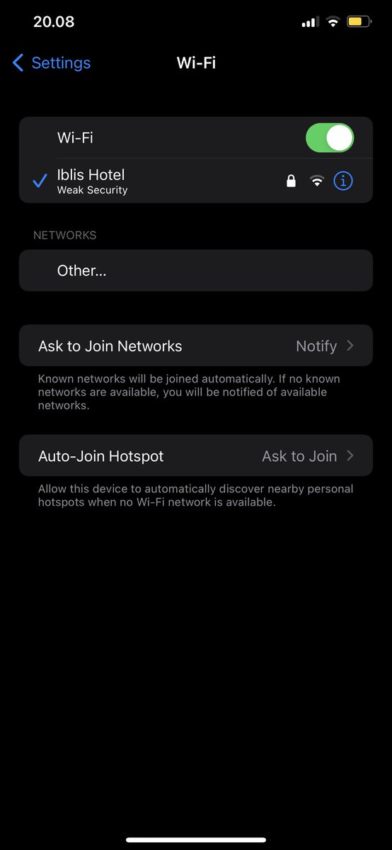 <a href="/acotenri/">Aco Tenri</a> Nama wifi rumah gw🙂 niatnya ibis hotel tp abangnya typo dan malah jd lucu jd yauda gk diganti👍🏻