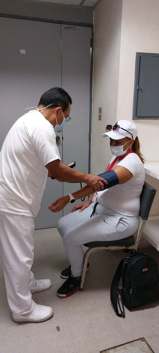 RisquezDr's tweet photo. #24ene En el Hospital #Risquez también atendemos a nuestros pacientes en cirugía, traumatologia y otros servicios. Siempre con humanismo y calidad
#JuntosPorCadaLatido
@NicolasMaduro @delcyrodriguezv @MagaGutierrezV @Gabrielasjr @Dr_Gilberto14 https://t.co/Wta6M4CcqF