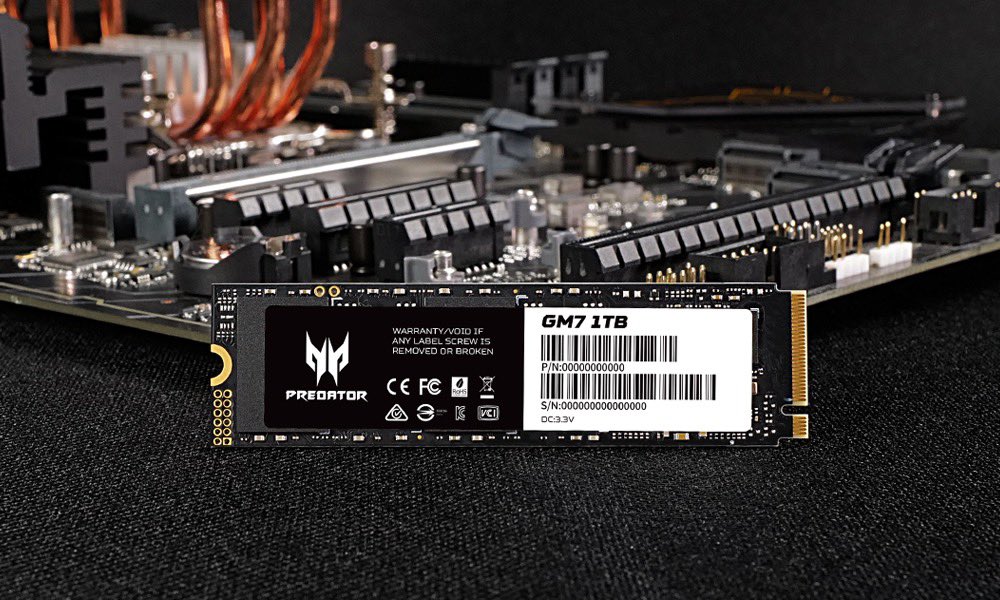 StorageTechnik's tweet photo. ⚡️GM7 PCIe 4.0 ——  hits a blazing 7200 MB/s read speed. 
Enthusiasts, gamers and content creators who are in need of fastest data-transfers will love it. 

#predator #predatorgm7 #PCle #ssd #PredatorGaming https://t.co/63TJpkBGWZ