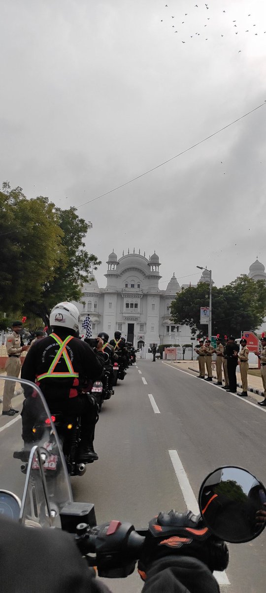 TejaniKartiki's tweet photo. #NCCJawaMotorcyclerally 
#Dandisedilli
#Atmnirbharbharat ka
#salttosoftwarekasafar reached At Alwar millitary station.Our Rally was flagged in by Dy GOC BRIG Ashutosh Shukla(Arty Formation cdr)#ITARANA
@ArvindKapoorTYG
@DefencePRO_Guj
@NCC_Dte_Gujarat
@ncc_rj_ 
@NCCDteRajasthan https://t.co/IjP9uSHnMM