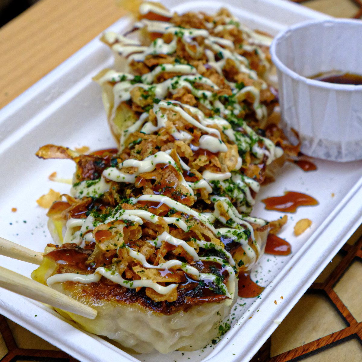 Also coming back to #WYHNewYear, is <a href="/eatchu_uk/">Eatchu</a> , serving all things dumpling! Their 'happy little dumplings' come in a variety of meaty and veggie flavours too.
#dumplings #gyoza #Streetfood #LunarNewYear #ChineseNewYear