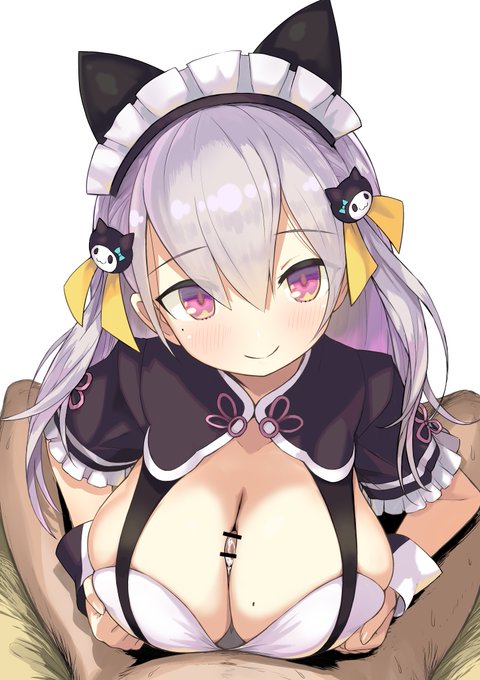 実はこの天々ちゃんのイラストなんですけどエッチな差分も用意してたんですよね…… 