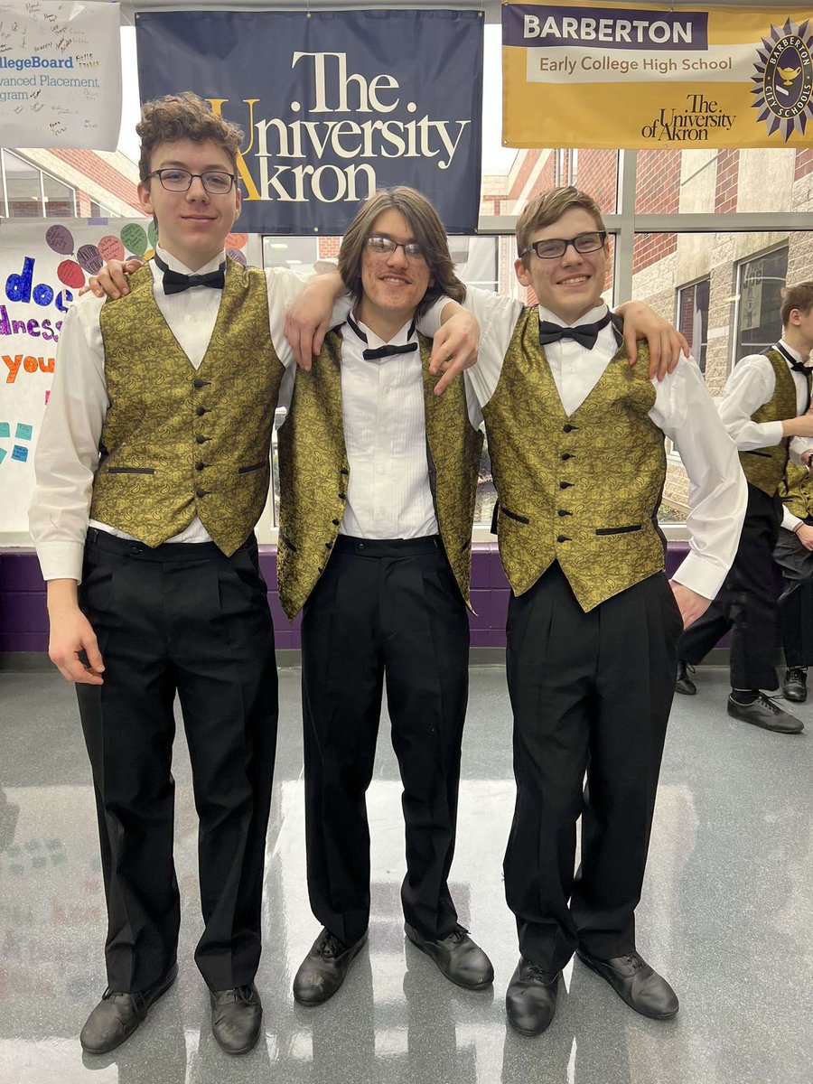 jag_drumline's tweet photo. JAG Drumline did an outstanding job at OMEA Solo and Ensemble last weekend bringing home a 1 with Technology by @jimcasella ! Thanks everyone for your hard work in preparation for the performance. https://t.co/MZQFrhFerW