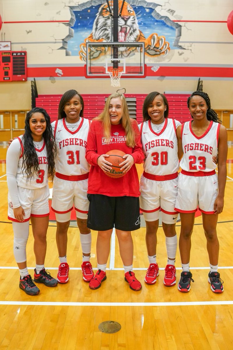 FHS Girls Basketball tweet media