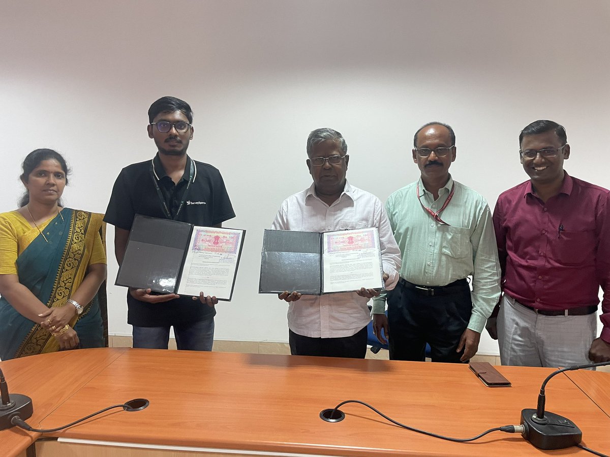 PrabhuShankarnd's tweet photo. We Signed an MoU with @SurveySparrow for Industry Visits, TechnicalTalks, Internships, Hackathons,Projects.
Loyola-ICAM College of Engineering and Technology π«
#loyolaicamcollege
#LICET
#LICETFormation
#LICETPlacecom
#LICETIndustrycommittee
#Industrycollaboration
#SurveySparrow https://t.co/7DZAPfhULR